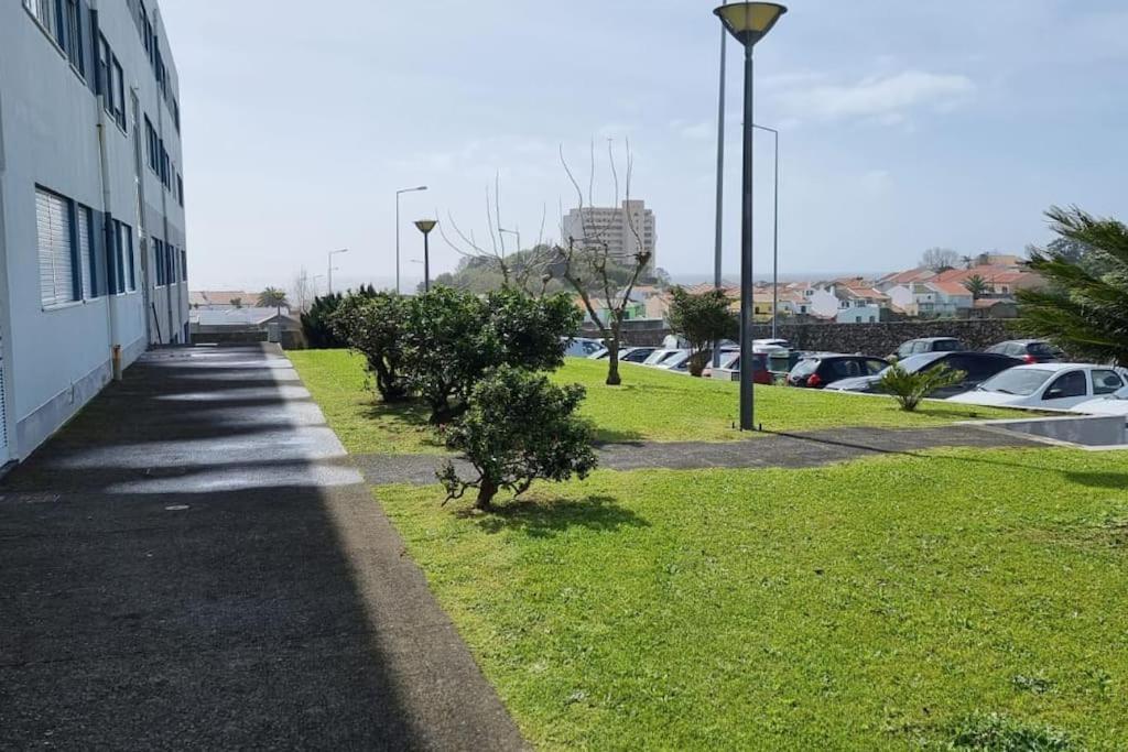 Apartamento Praia-Mar 蓬塔德尔加达 外观 照片