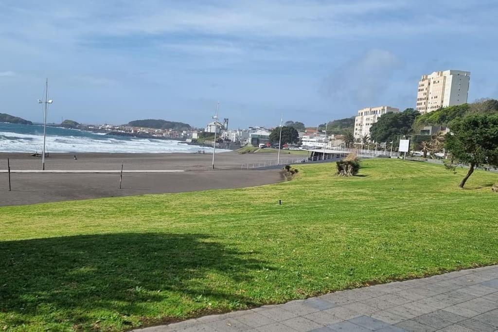 Apartamento Praia-Mar 蓬塔德尔加达 外观 照片